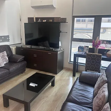 Alex * Λάρνακα