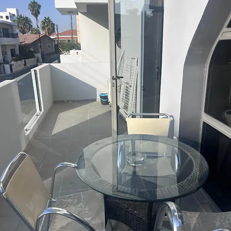 Διαμέρισμα Alex