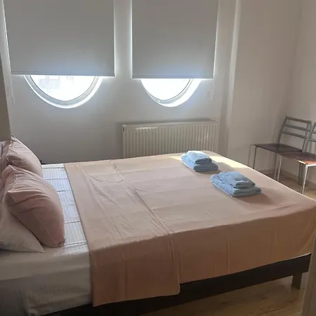 Alex Apartmán