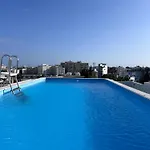 Alex Larnaca