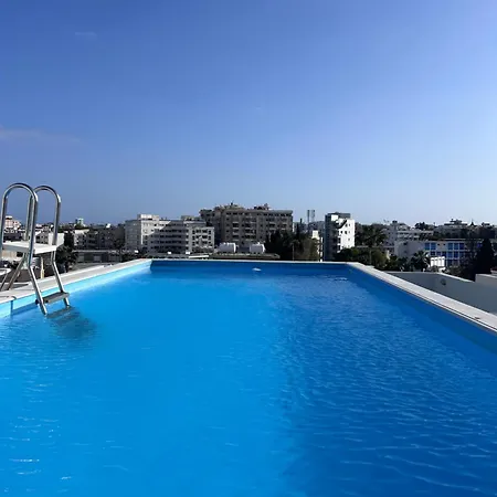 Alex Larnaca