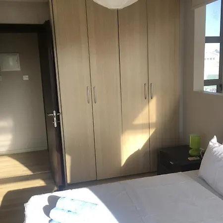 Alex 라르나카