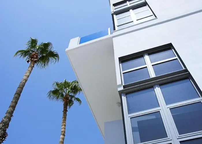 アパート Alex ラルナカ