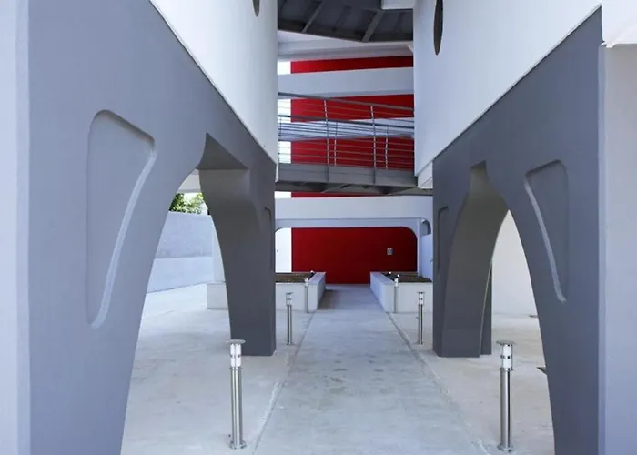 Alex アパート ラルナカ